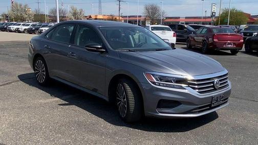 2022 Volkswagen Passat 2.0T Limited Edition