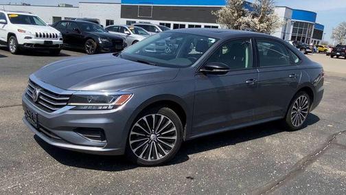 2022 Volkswagen Passat 2.0T Limited Edition