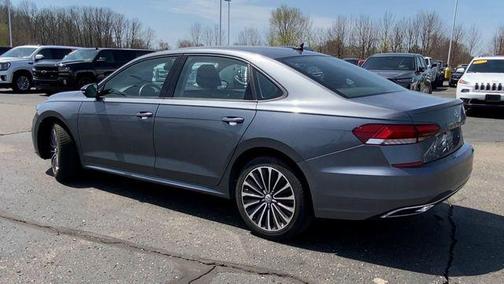 2022 Volkswagen Passat 2.0T Limited Edition