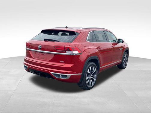 Aurora Red Metallic 2022 Volkswagen Atlas Cross Sport 3.6L V6 SEL Premium R-Line