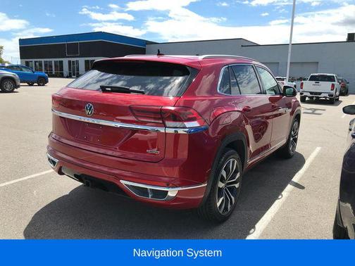 Aurora Red Metallic 2022 Volkswagen Atlas Cross Sport 3.6L V6 SEL Premium R-Line