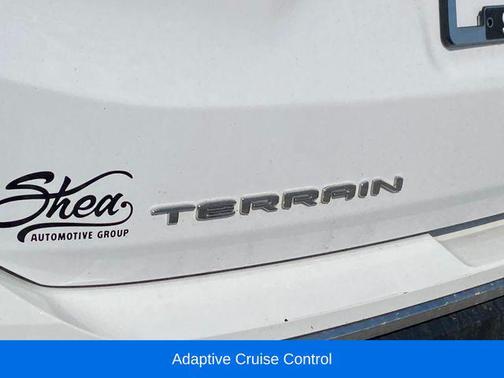 Summit White 2024 GMC Terrain SLT