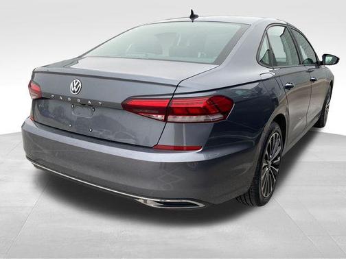2022 Volkswagen Passat 2.0T Limited Edition
