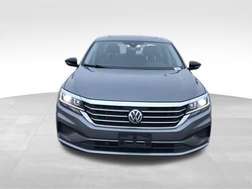 2022 Volkswagen Passat 2.0T Limited Edition