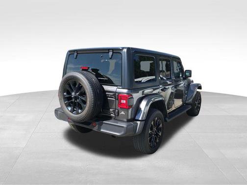 Granite Crystal Metallic Clearcoat 2023 Jeep Wrangler 4xe Sahara