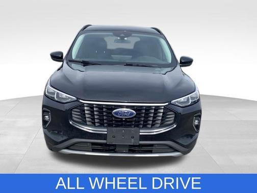 Agate Black Metallic 2023 Ford Escape Platinum