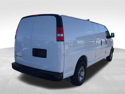 2022 Chevrolet Express 2500 RWD 2500 Extended Wheelbase WT