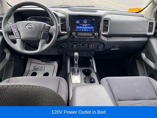 Super Black 2023 Nissan Frontier SV