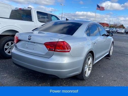 2014 Volkswagen Passat 2.0L TDI DSG SE w/Sunroof