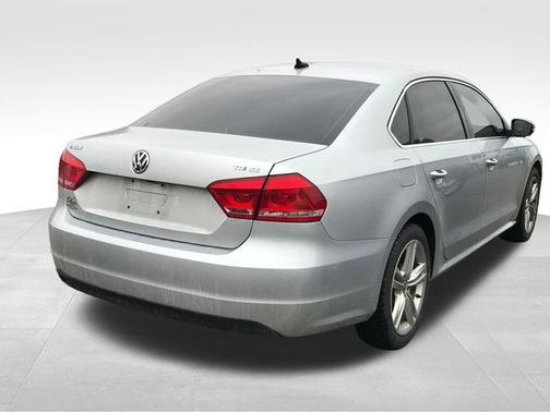 2014 Volkswagen Passat 2.0L TDI DSG SE w/Sunroof