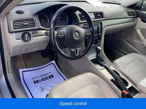 2014 Volkswagen Passat 2.0L TDI DSG SE w/Sunroof