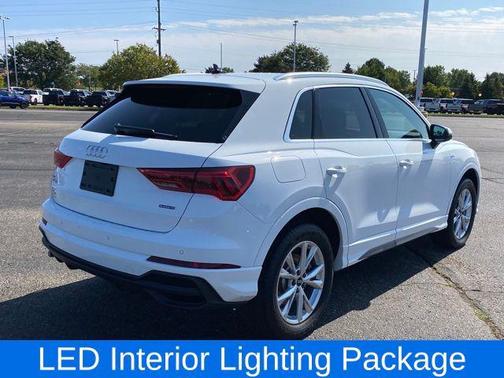 2023 Audi Q3 Premium 45 TFSI S line quattro Tiptronic
