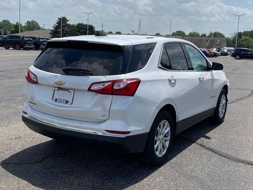 Iridescent Pearl Tricoat 2018 Chevrolet Equinox LT