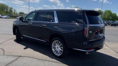 2024 Cadillac Escalade ESV Premium Luxury