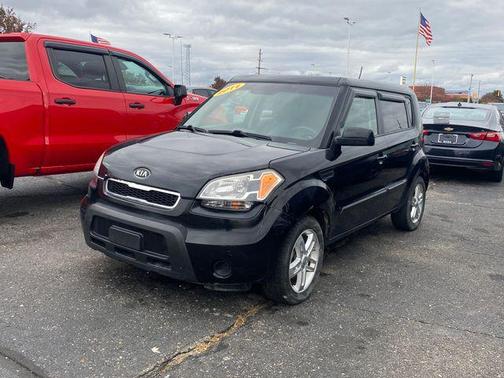 2011 Kia Soul +