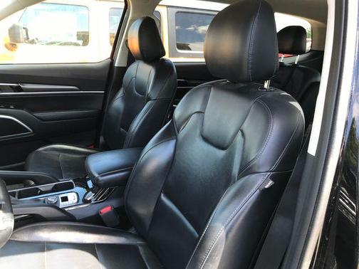 Ebony Black 2020 Kia Telluride S