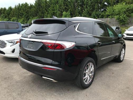2022 Buick Enclave AWD Essence