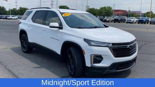 2023 Chevrolet Traverse LT Cloth