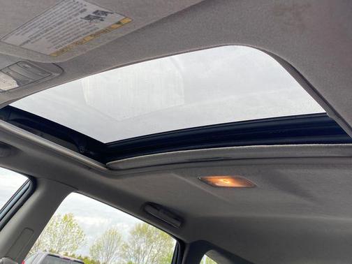 Stealth (Gray Metallic) 2006 Pontiac Vibe Base