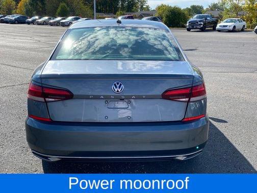 2022 Volkswagen Passat 2.0T Limited Edition