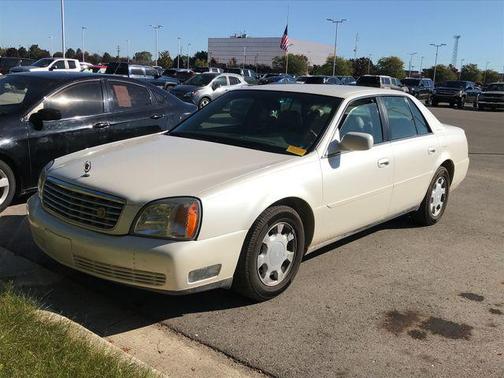 2000 Cadillac DeVille Base