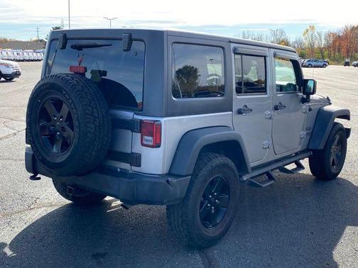 2017 Jeep Wrangler Unlimited Sport