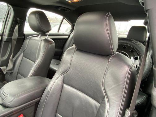 2016 Ford Taurus SEL