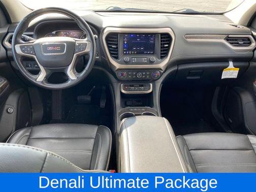 2022 GMC Acadia Denali