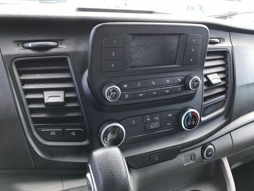 2022 Ford Transit-250 Base