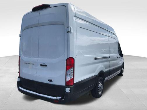 2022 Ford Transit-250 Base