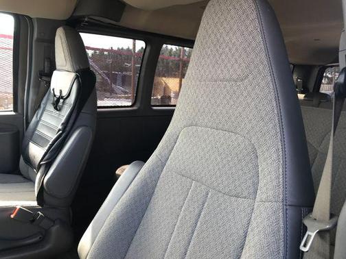 2021 Chevrolet Express 2500 RWD 2500 Regular Wheelbase LT