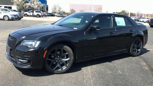 2022 Chrysler 300 S