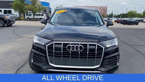 2024 Audi Q7 45 Premium Plus