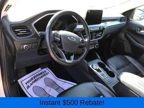 2022 Ford Escape Titanium