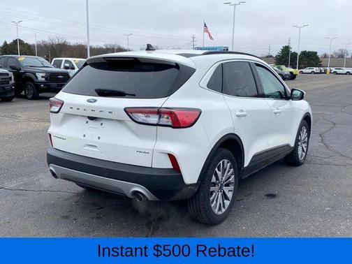 2022 Ford Escape Titanium