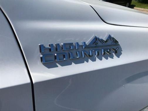 2023 Chevrolet Tahoe 4WD High Country