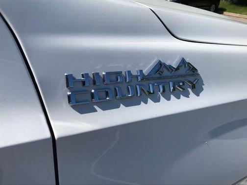 2023 Chevrolet Tahoe 4WD High Country