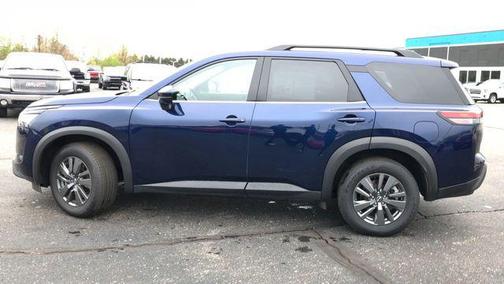 2024 Nissan Pathfinder SV 4WD