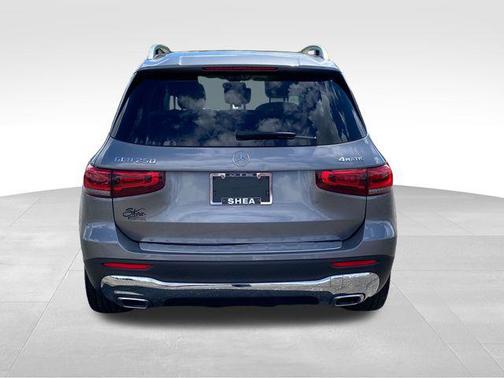 Mountain Grey Metallic 2020 Mercedes-Benz GLB 250 4MATIC