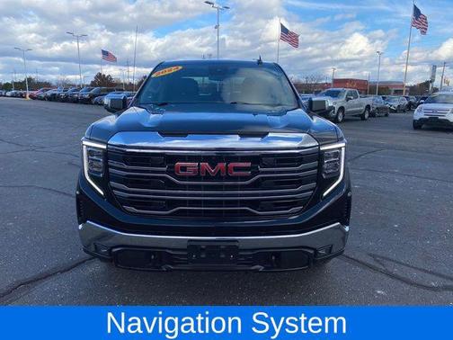 2024 GMC Sierra 1500 SLT