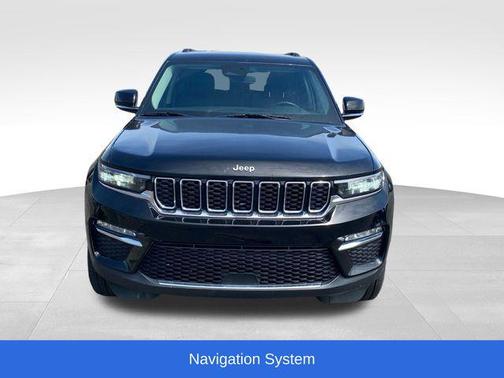 Diamond Black Crystal Pearlcoat 2023 Jeep Grand Cherokee Limited