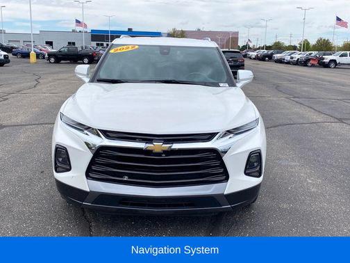 Iridescent Pearl Tricoat 2022 Chevrolet Blazer Premier