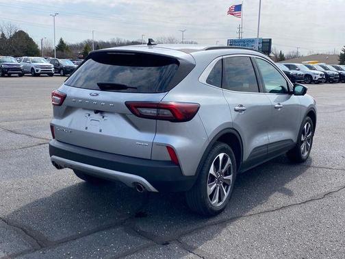 2023 Ford Escape Platinum