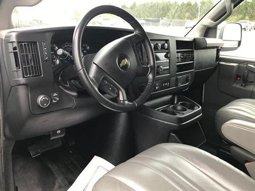 2022 Chevrolet Express 2500 RWD 2500 Extended Wheelbase WT