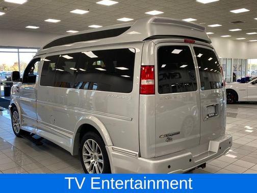 2021 Chevrolet Express 2500 LS
