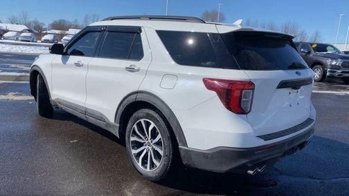 2022 Ford Explorer ST