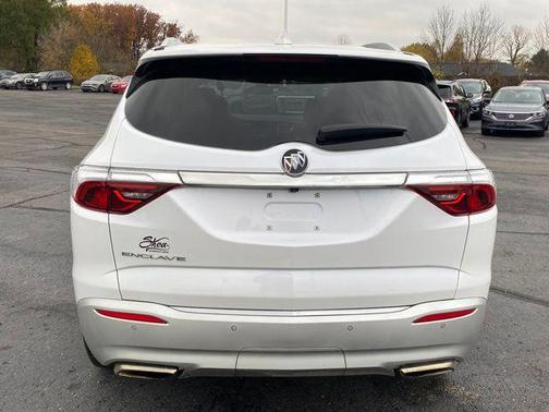 2024 Buick Enclave Essence FWD
