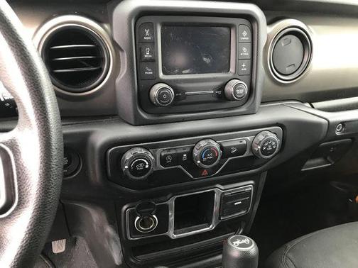 Black Clearcoat 2018 Jeep Wrangler Unlimited Sport