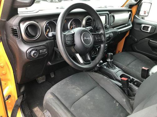 Black Clearcoat 2018 Jeep Wrangler Unlimited Sport