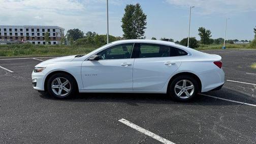 2022 Chevrolet Malibu 1LS